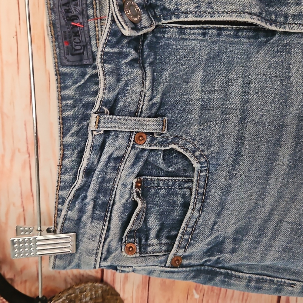 LIKE NEW "LUCKY BRAND" Woven 1990s Patch Detailed Jeans! 8/29 - Picture 7 of 10